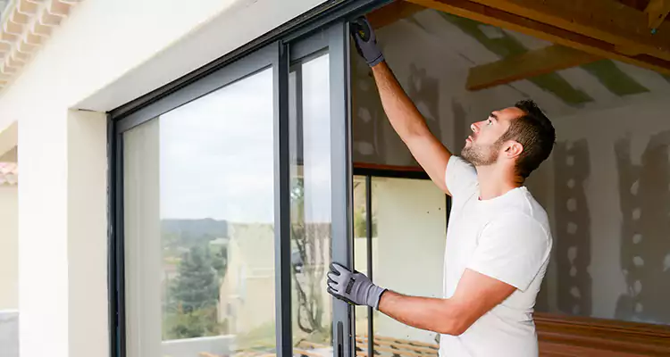 Patio Glass Panels Repair in Daytona Beach, FL